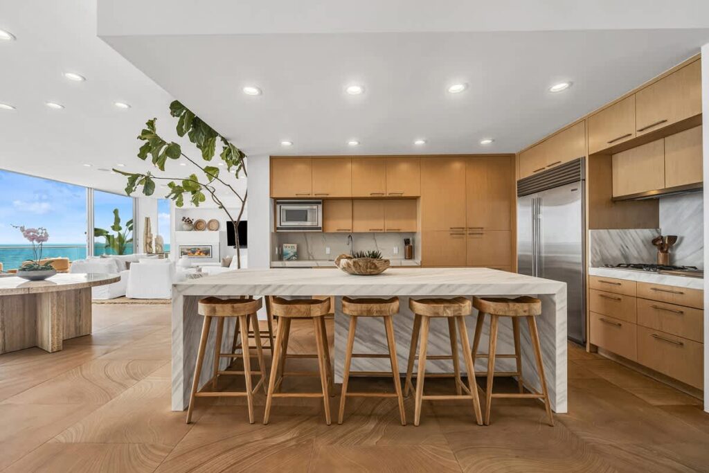 Malibu Harbour House Estate