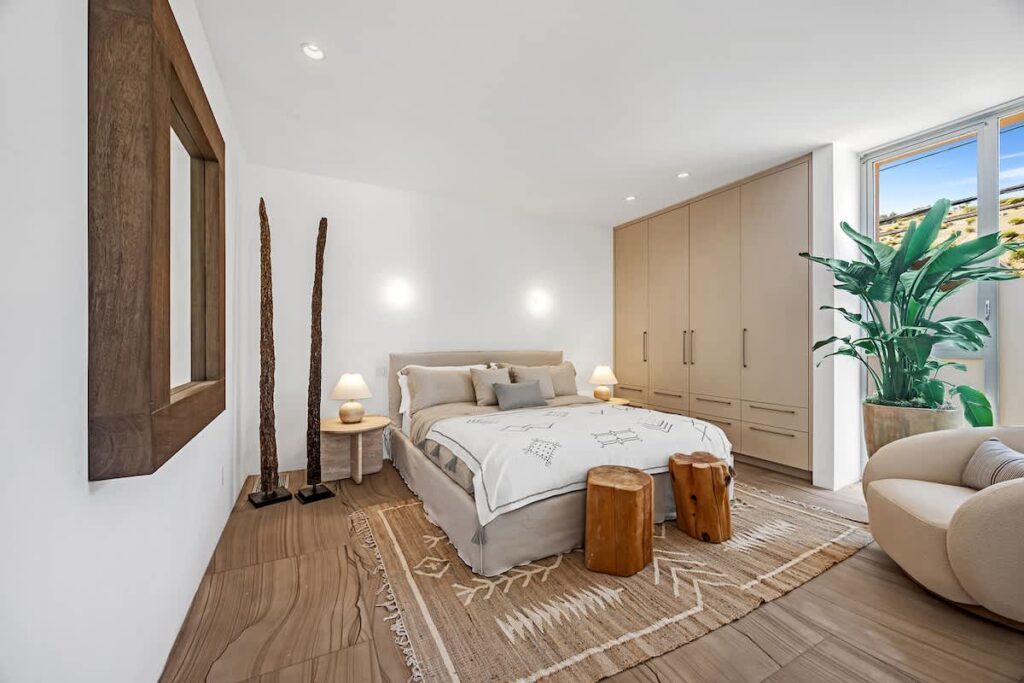 Malibu Harbour House Top Unit