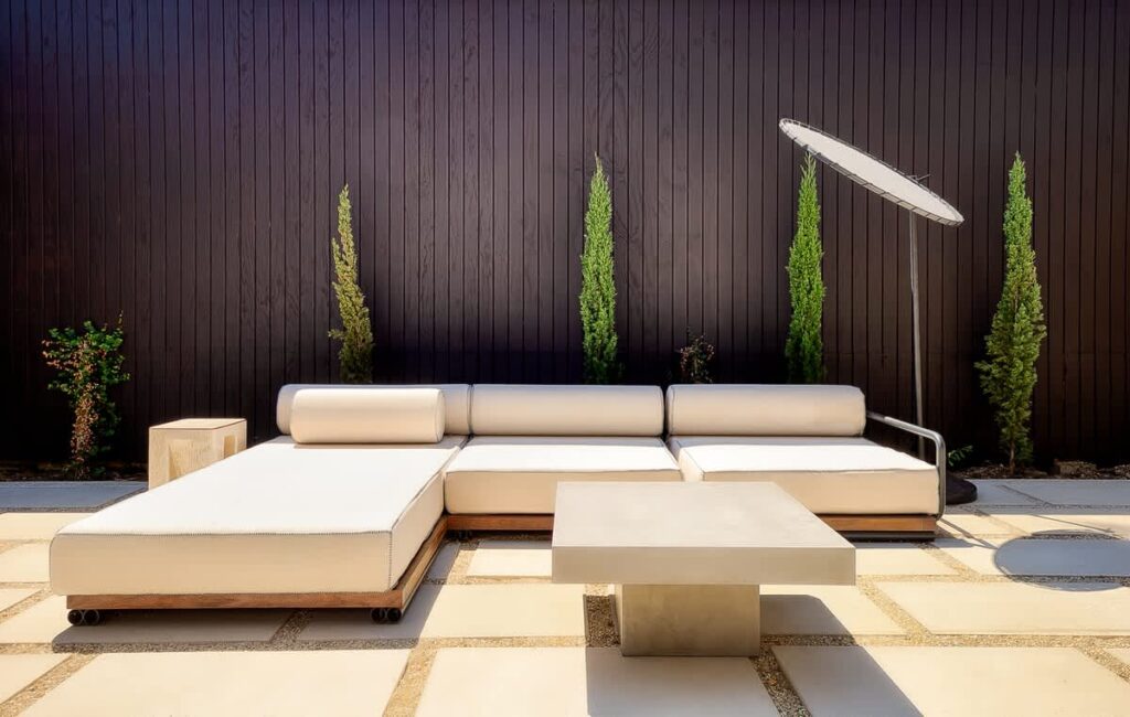 Melrose Oasis in West Hollywood