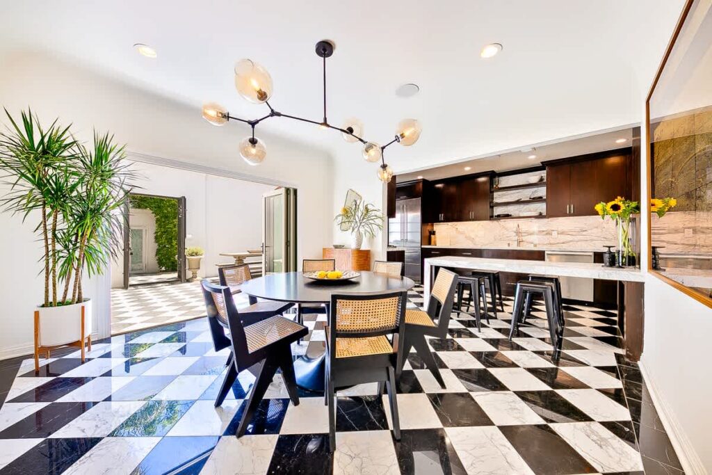 Melrose Oasis in West Hollywood