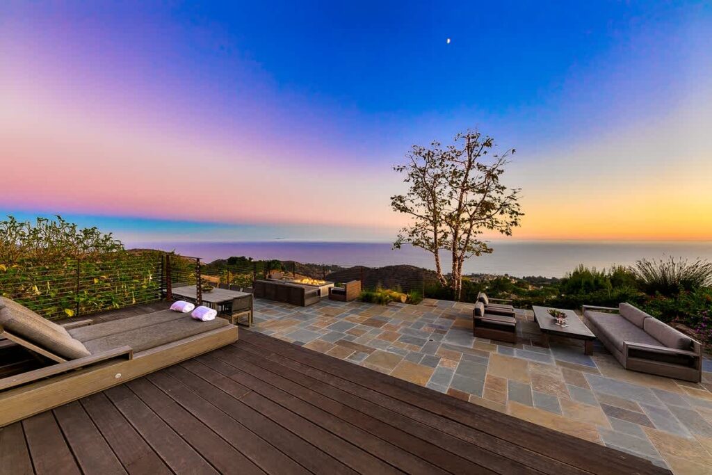 Malibu Villa 180 Degree Unobstructed Ocean Views