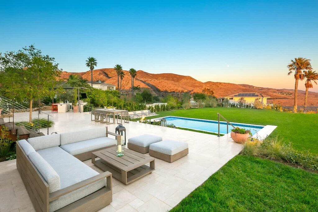 Malibu Villa 180 Degree Unobstructed Ocean Views