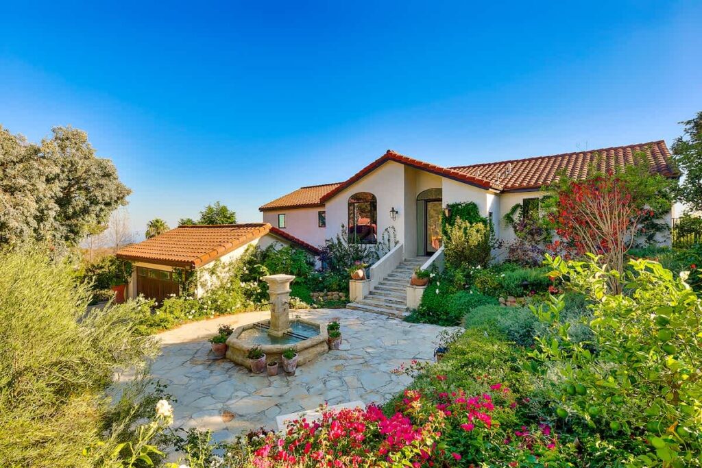 Malibu Villa 180 Degree Unobstructed Ocean Views