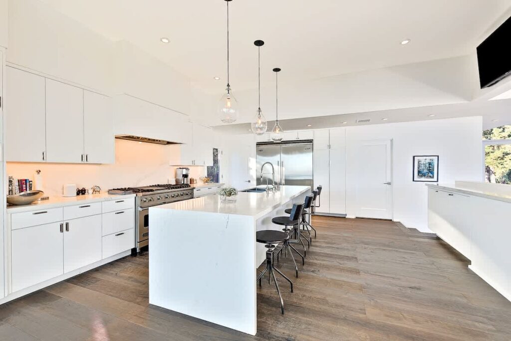 Malibu Villa 180 Degree Unobstructed Ocean Views