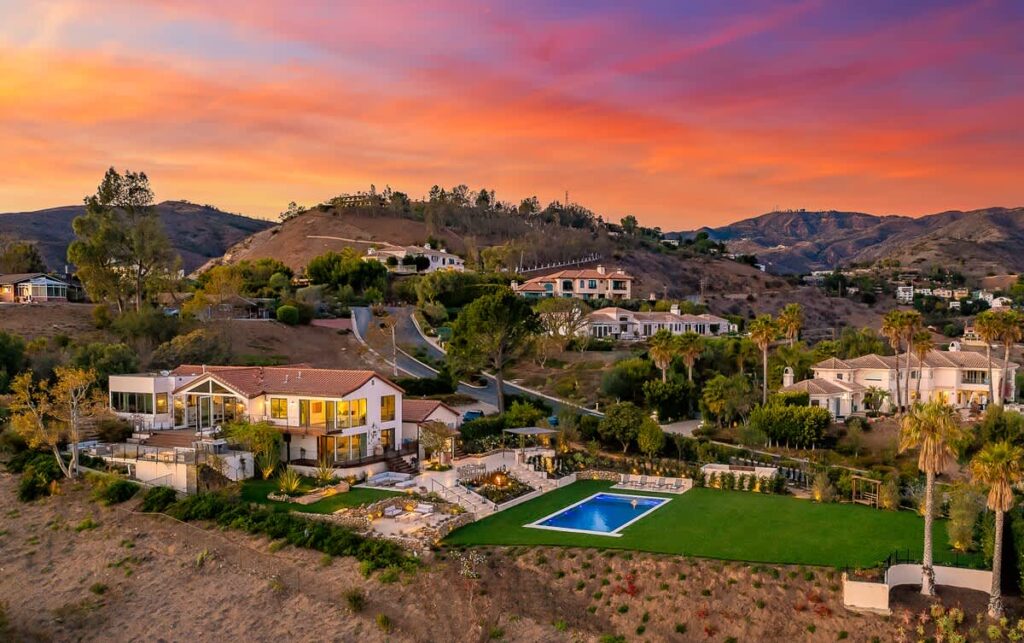 Malibu Villa 180 Degree Unobstructed Ocean Views