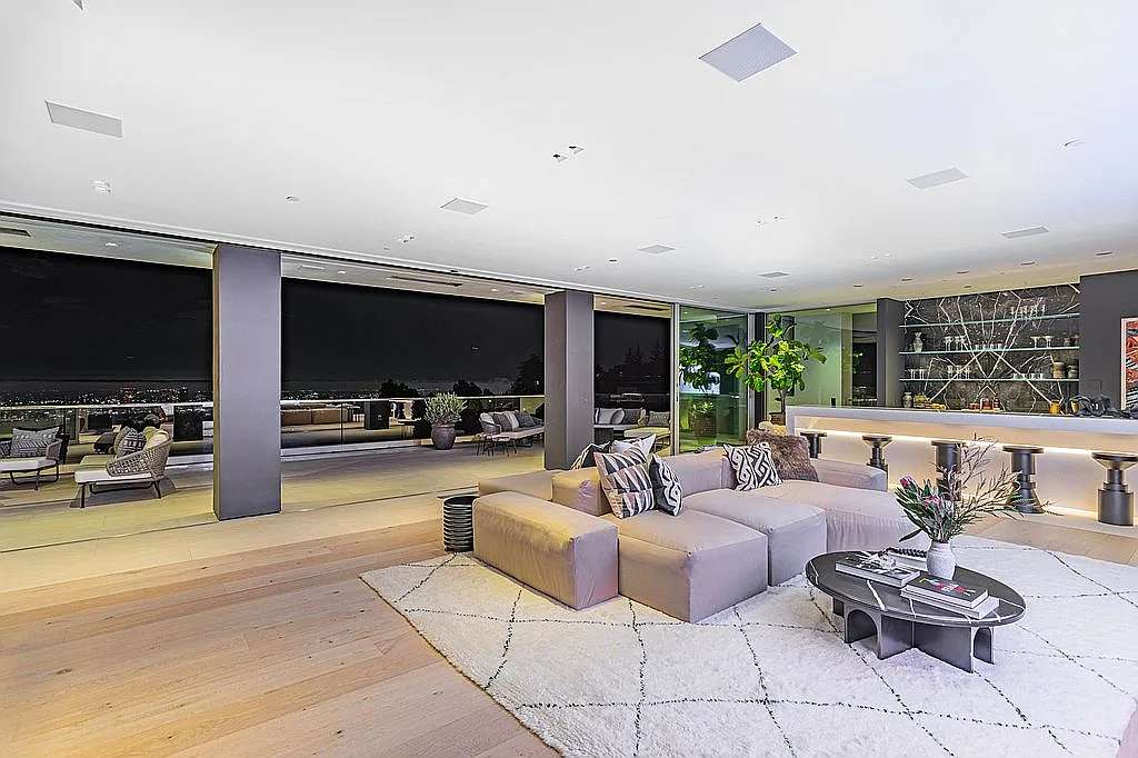 Bel Air Crest Estate