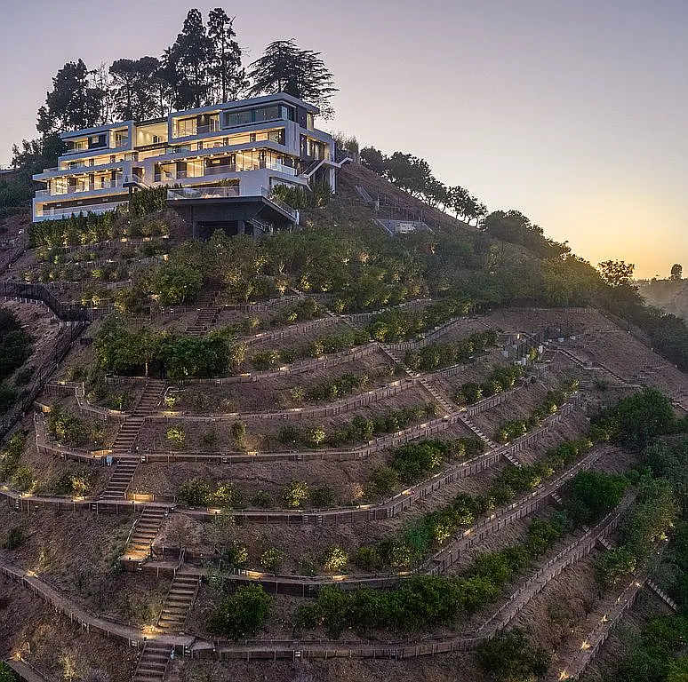 Bel Air Crest Estate