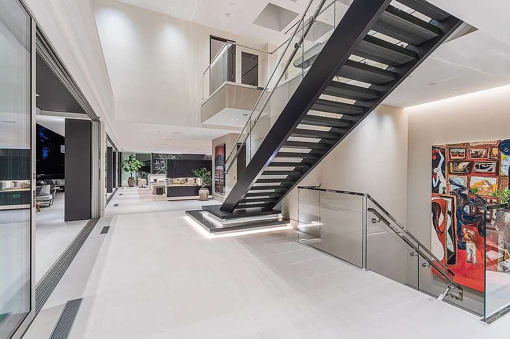 Bel Air Crest Estate