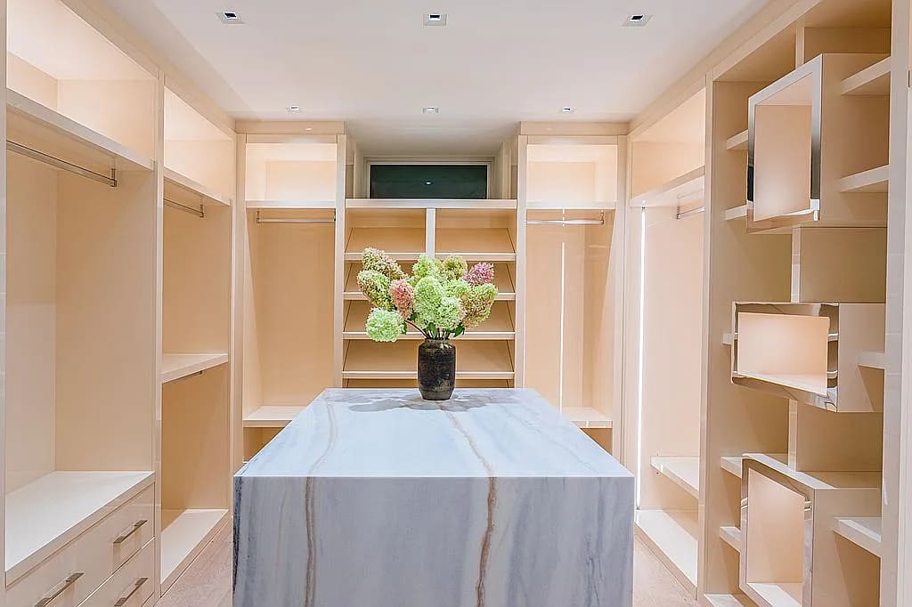 Bel Air Crest Estate