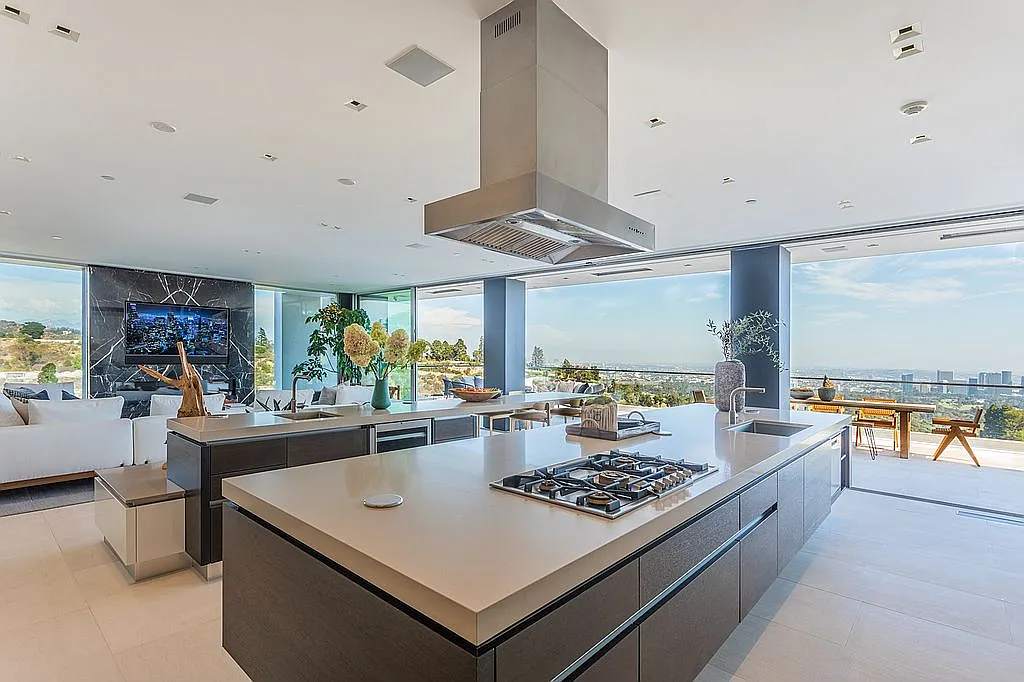 Bel Air Crest Estate