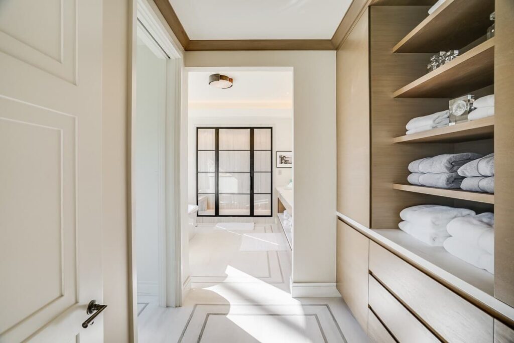 Elegant Estate Retreat Oasis