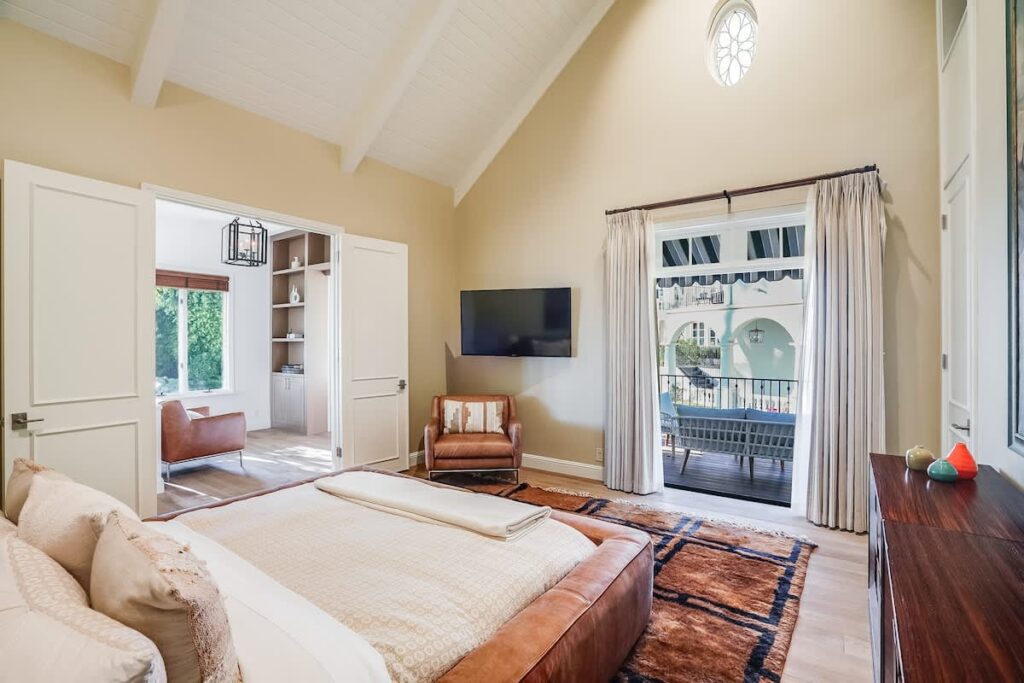 Elegant Estate Retreat Oasis