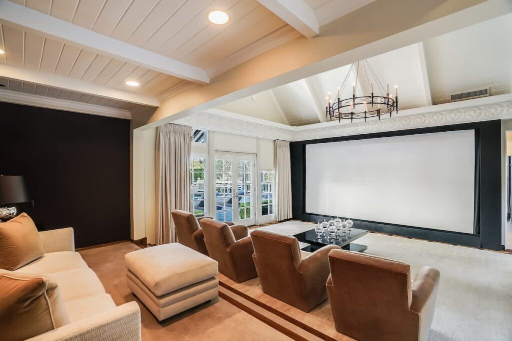 Elegant Estate Retreat Oasis