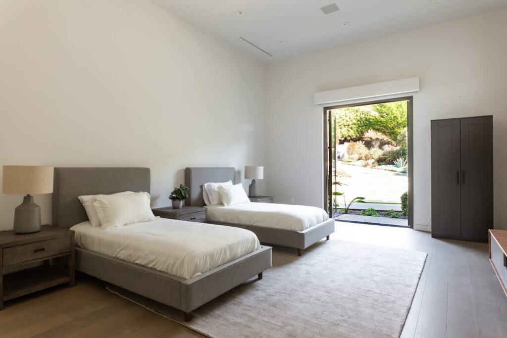 Beachview Ellice Malibu