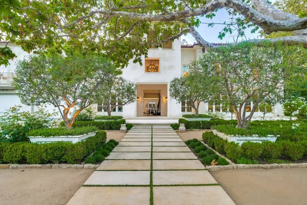 Chateau Serra Malibu