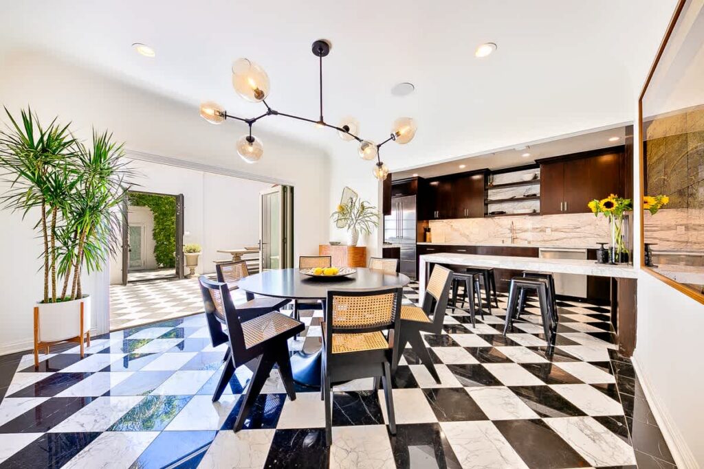 Melrose Oasis in West Hollywood