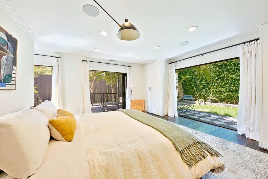 Melrose Oasis in West Hollywood