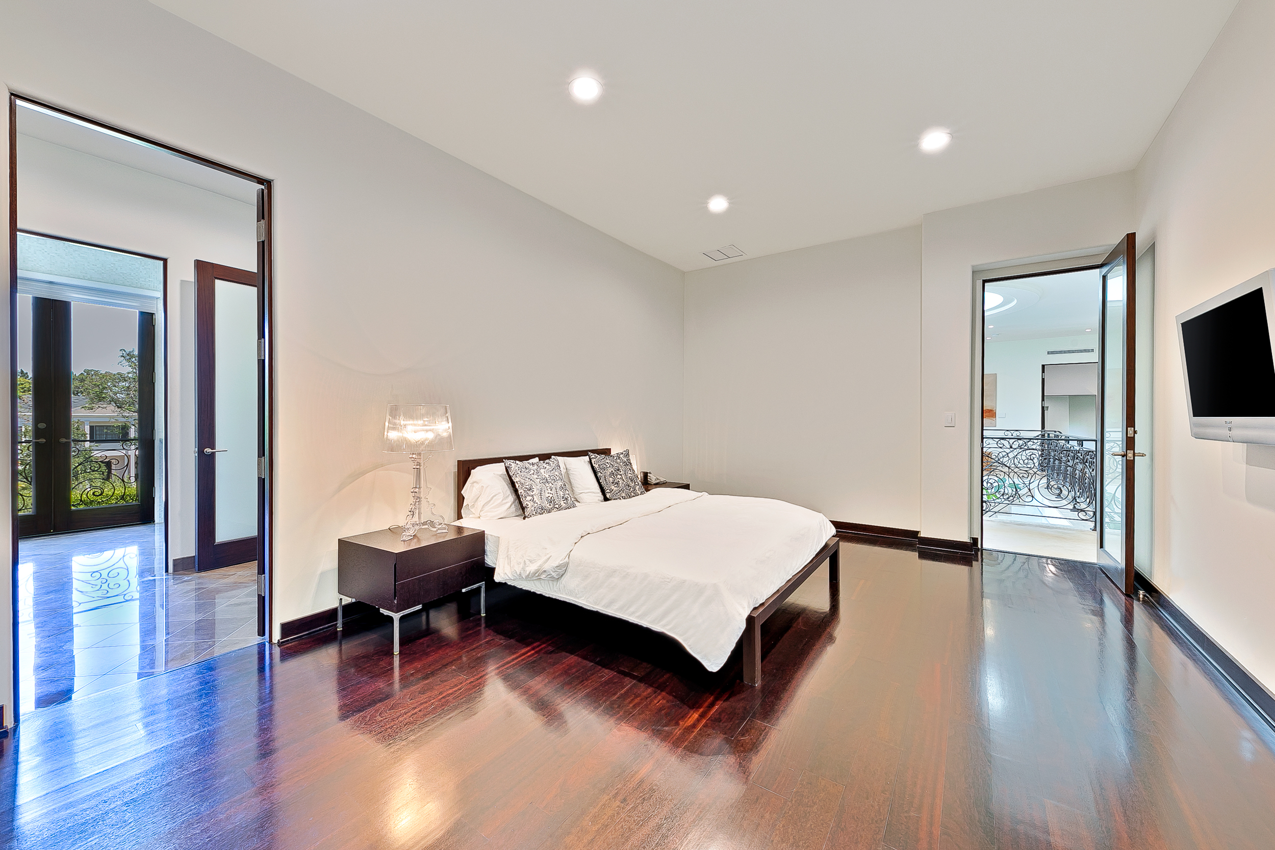 Guest Bedroom 1
