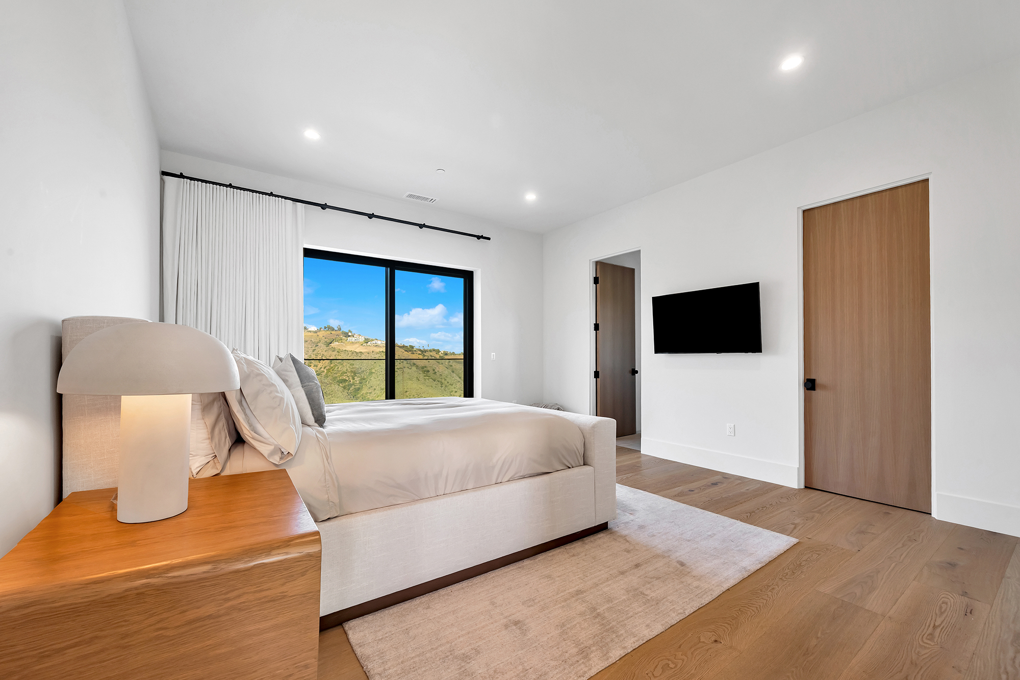 Guest Bedroom 1