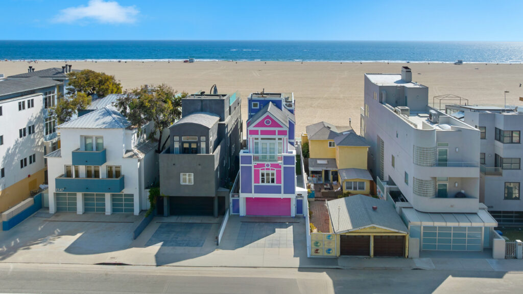 The Barbie Beach House in Santa Monica